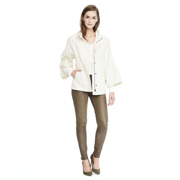 NWT Banana Republic Ivory Military Style Full Bell Sleeve Jacket Women's S - Picture 3 of 8